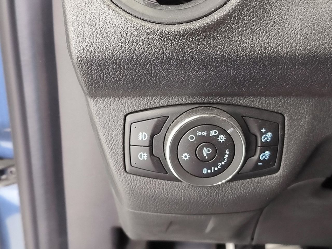 Ford Transit Courier 1.5t Dci 100cv Van - Foto 2