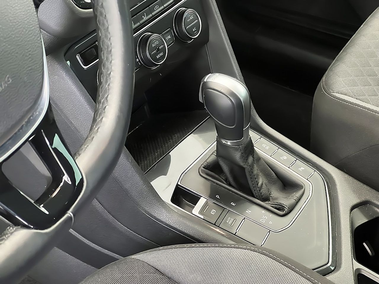 Volkswagen Tiguan 20tdi 150cv Dsg Rline - Foto 2