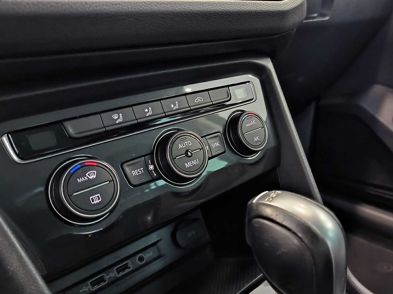 Volkswagen Tiguan 20tdi 150cv Dsg Rline - Foto 2