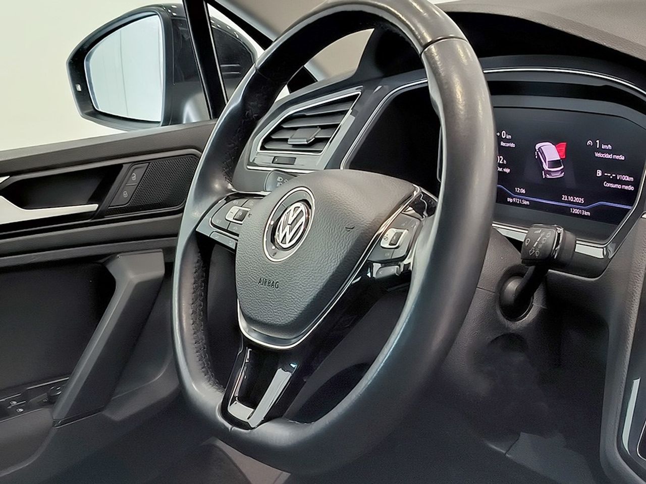 Volkswagen Tiguan 20tdi 150cv Dsg Rline - Foto 2