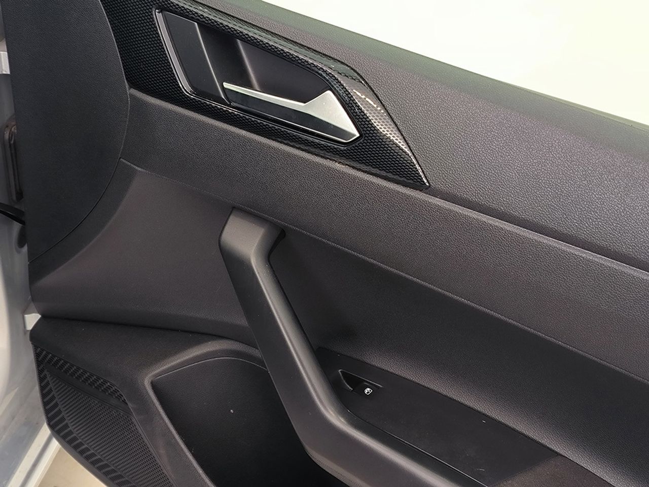 Volkswagen Polo 1.0 Tsi 95 Cv Life - Foto 2