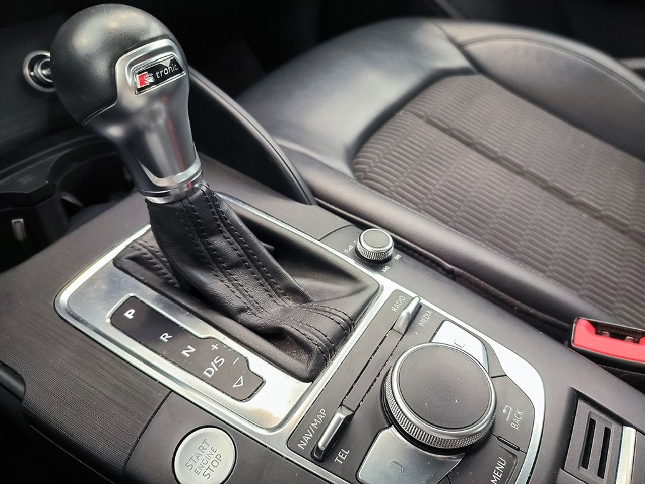 Audi A3 Sedan 35 Tfsi 150 Cv Stronic Desing - Foto 2