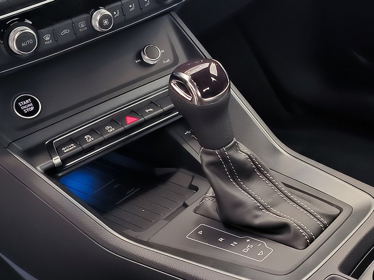 Audi Q3 35 Tfsi 150 Cv Stronic Sline - Foto 2