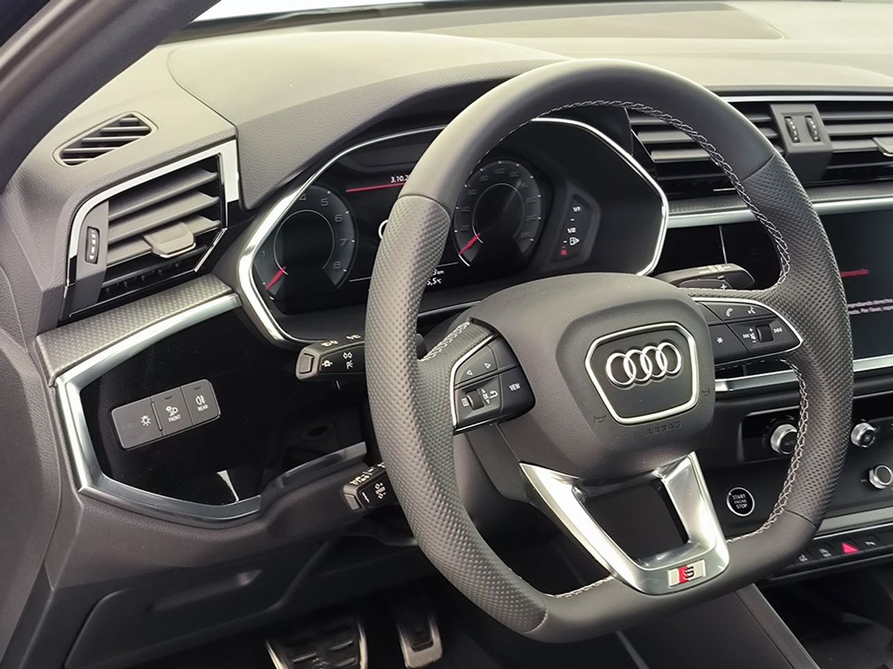 Audi Q3 35 Tfsi 150 Cv Stronic Sline - Foto 2