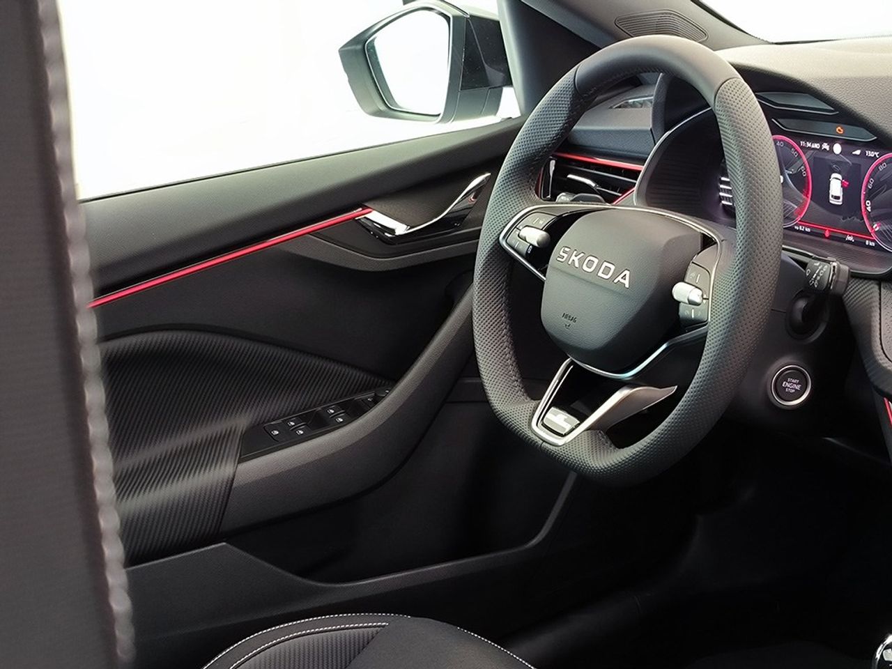 Skoda Kamiq 1.5 Tsi 150 Cv Dsg Monte Carlo - Foto 2