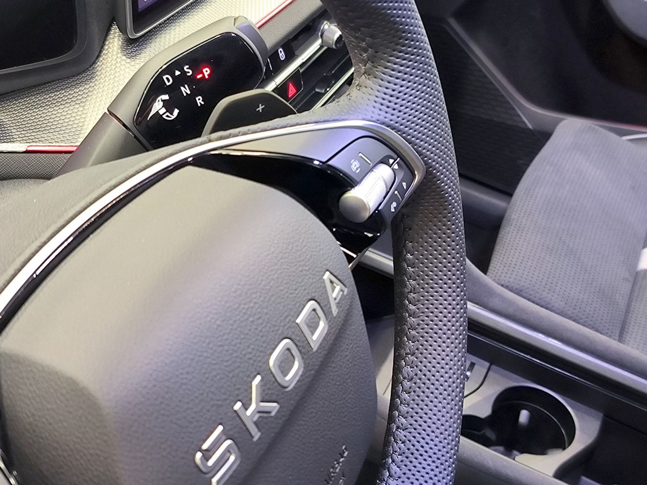 Skoda Kodiaq Sportline 1.5 Tsi Iv 204 Cv Dsg - Foto 2