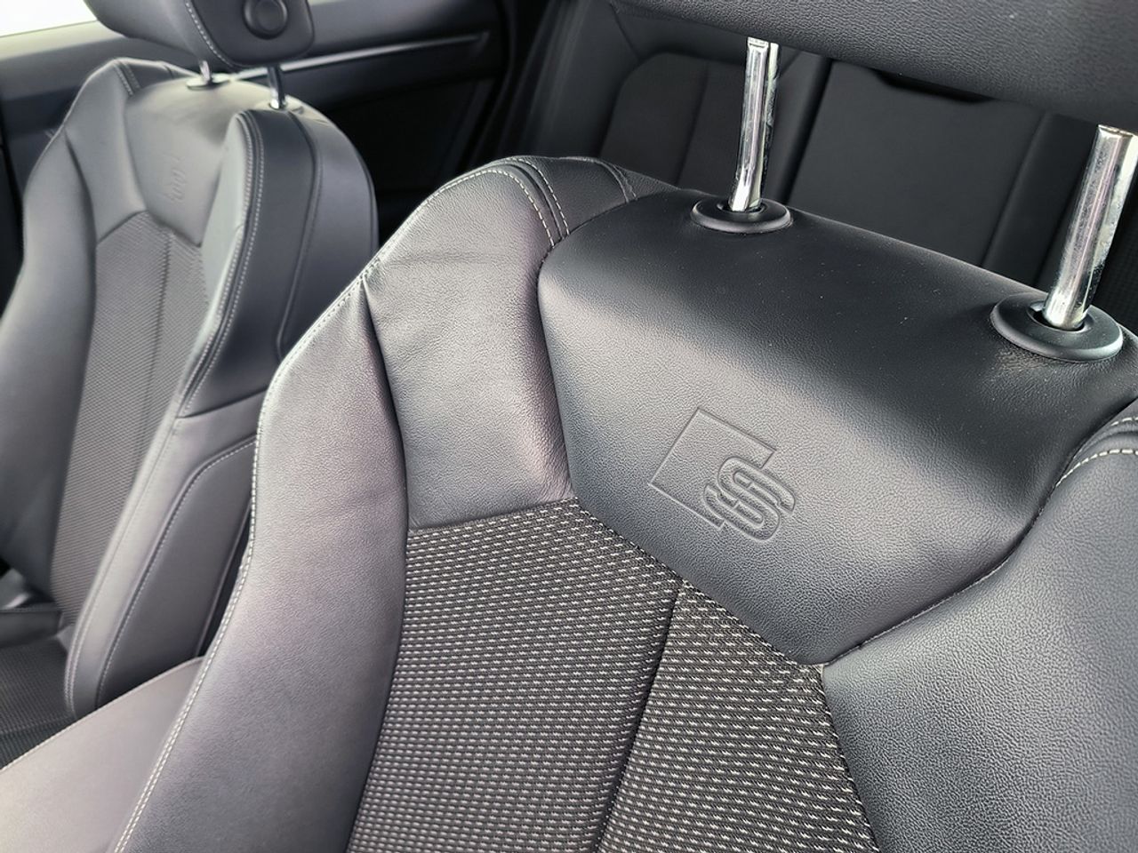 Audi Q3 Sb 35 Tdi 150 Cv Dsg Black Line - Foto 2