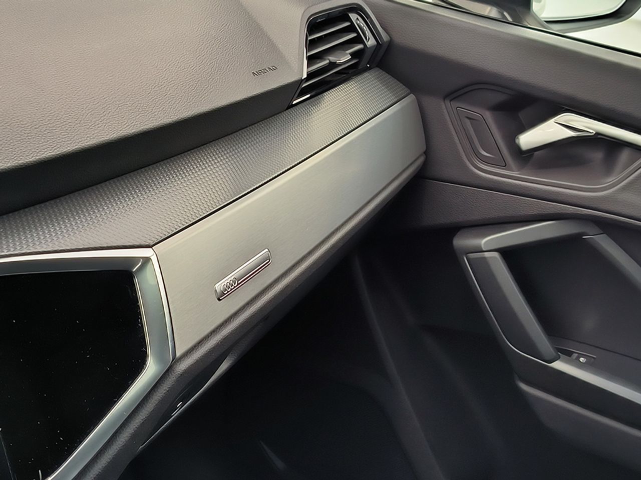 Audi Q3 Sb 35 Tdi 150 Cv Dsg Black Line - Foto 2