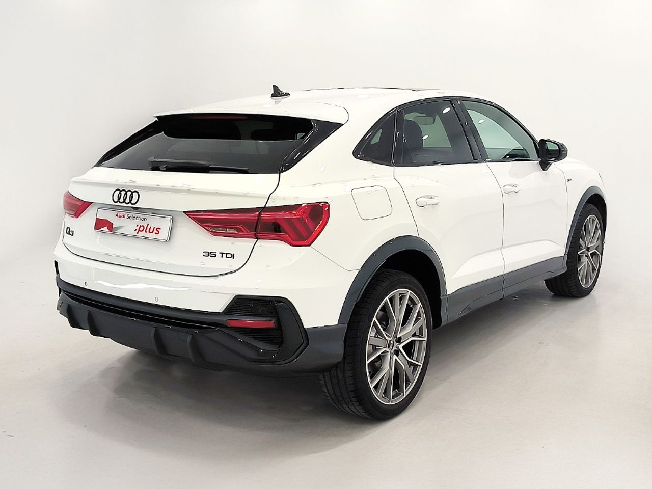 Audi Q3 Sb 35 Tdi 150 Cv Dsg Black Line - Foto 2