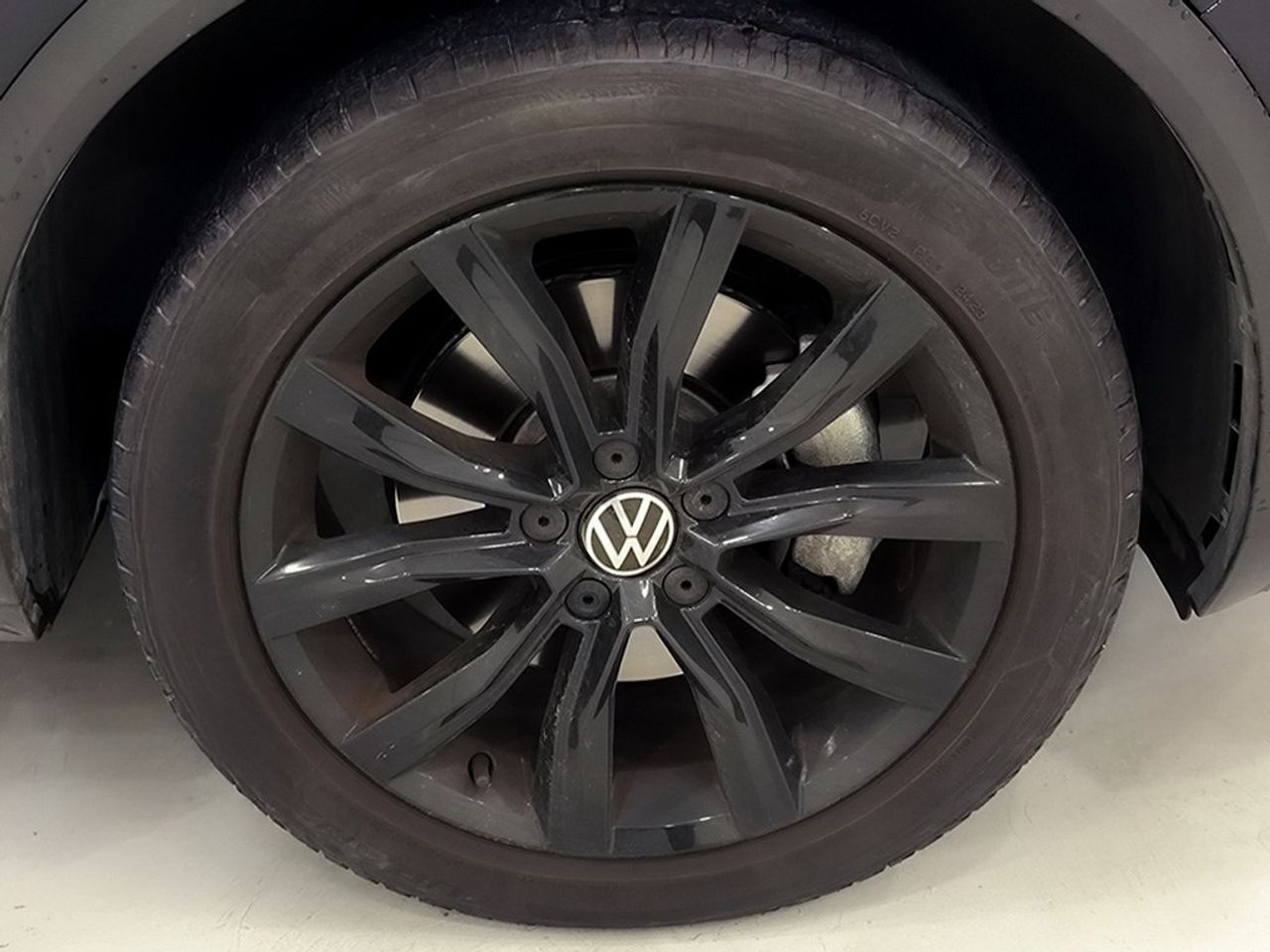 Volkswagen T-roc 1.5 Tsi 150 Cv Dark - Foto 2