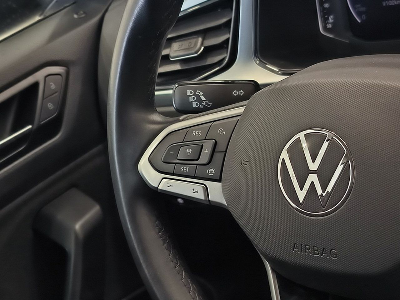 Volkswagen T-roc 1.5 Tsi 150 Cv Dark - Foto 2