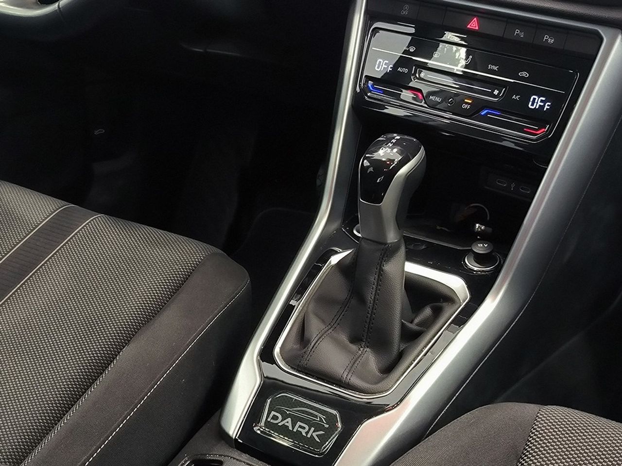 Volkswagen T-roc 2.0 Tdi 150 Cv Dsg Dark - Foto 2