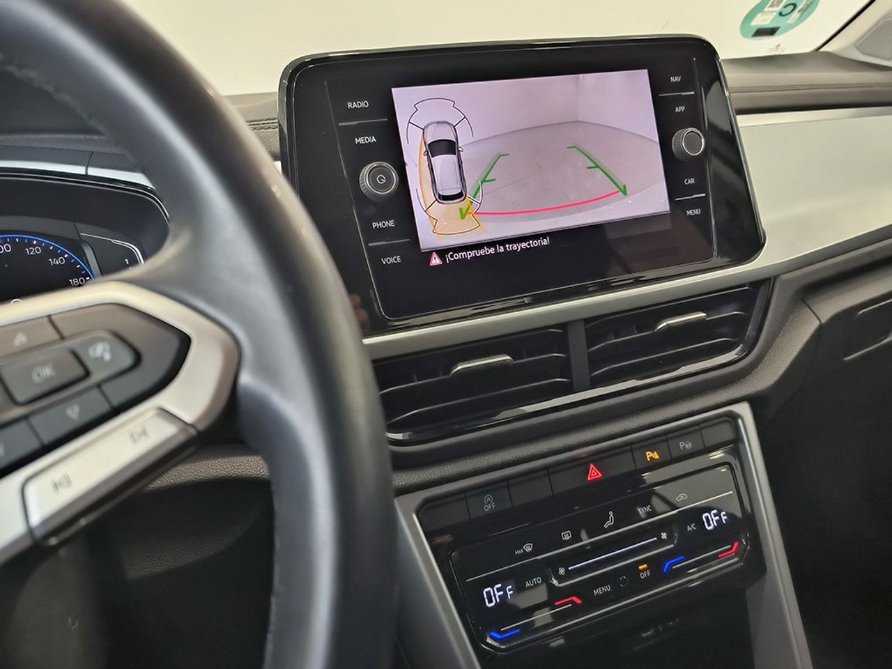 Volkswagen T-roc 2.0 Tdi 150 Cv Dsg Dark - Foto 2