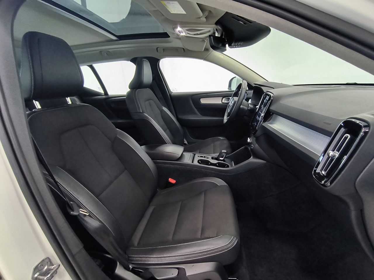 Volvo Xc40 2.0 D3 150 Cv Automatico - Foto 2