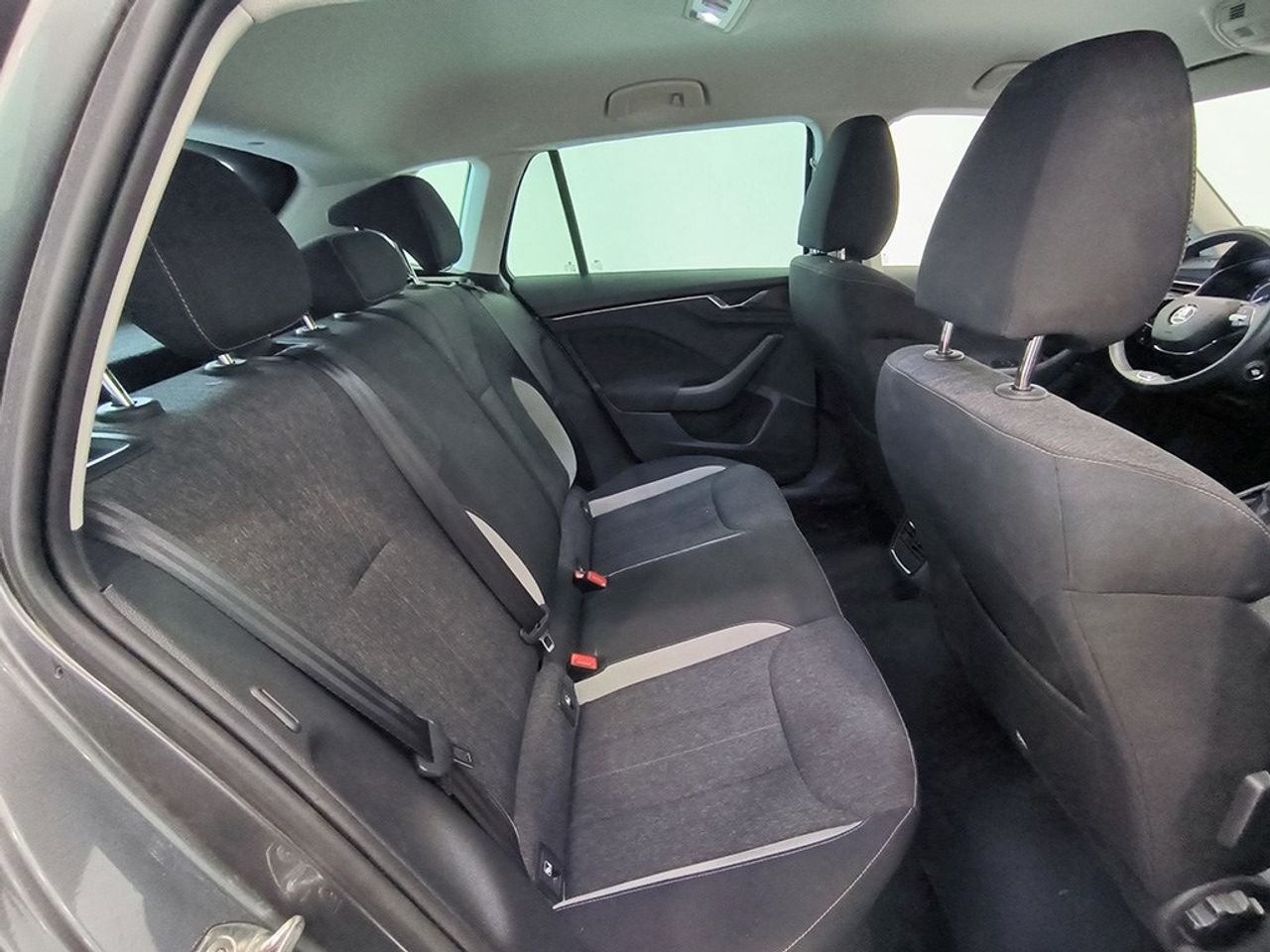 Skoda Kamiq 1.5 Tsi 150 Cv Dsg Style - Foto 2