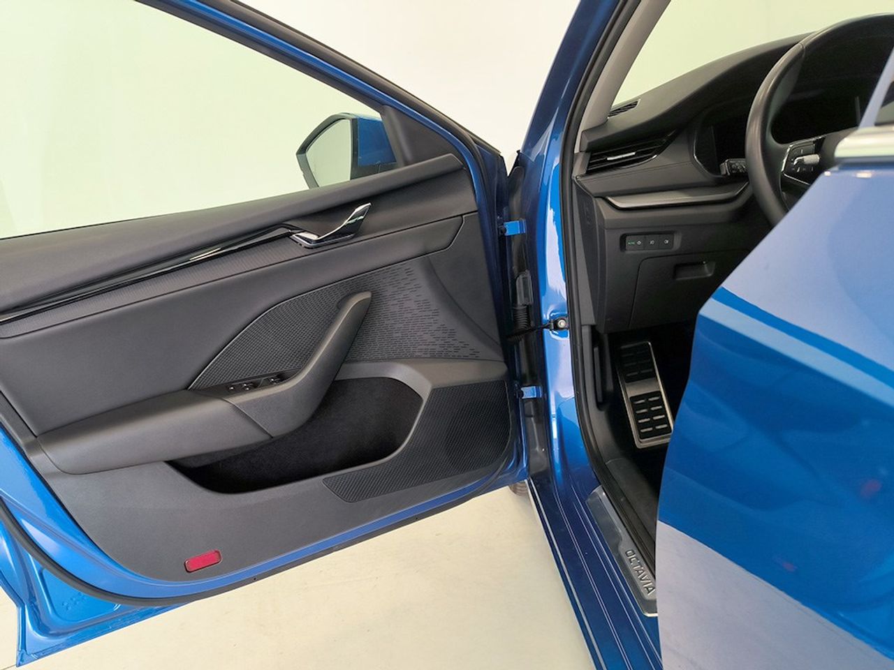 Skoda Octavia 2.0 Tdi 116 Cv Ambition - Foto 2