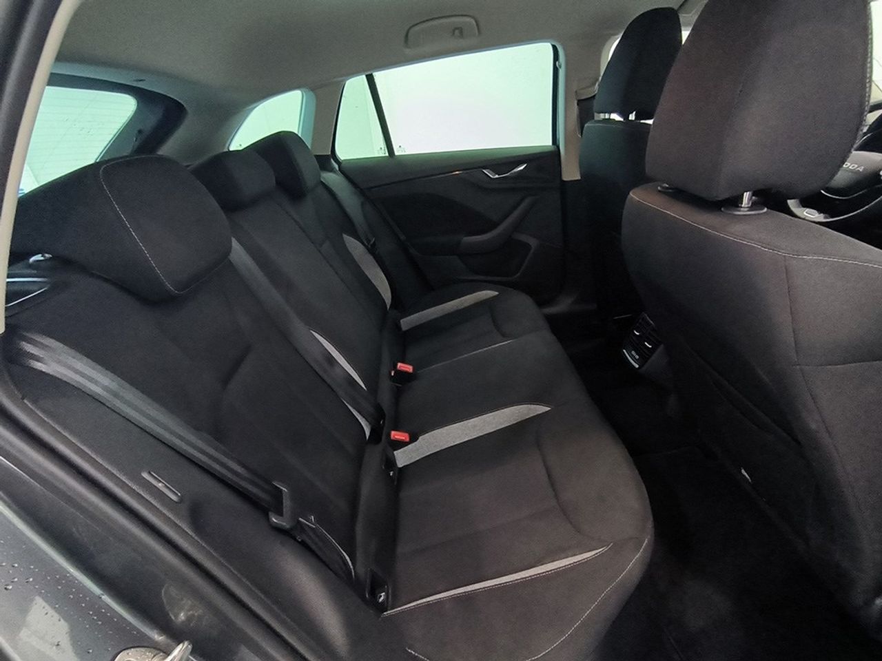 Skoda Scala 1,0 Tsi 115 Cv Dsg Selection - Foto 2