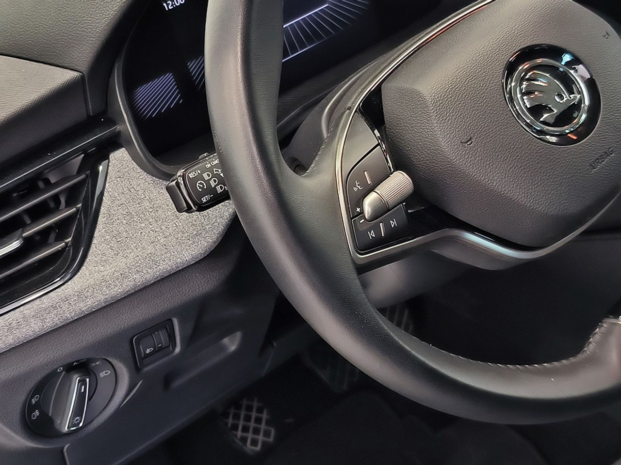 Skoda Kamiq 1,0 Tsi 115 Cv Selection - Foto 2