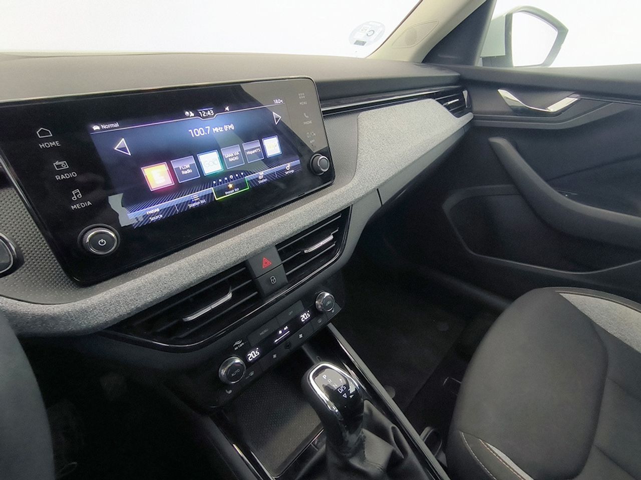 Skoda Kamiq 1,0 Tsi 115 Cv Dsg Selection - Foto 2