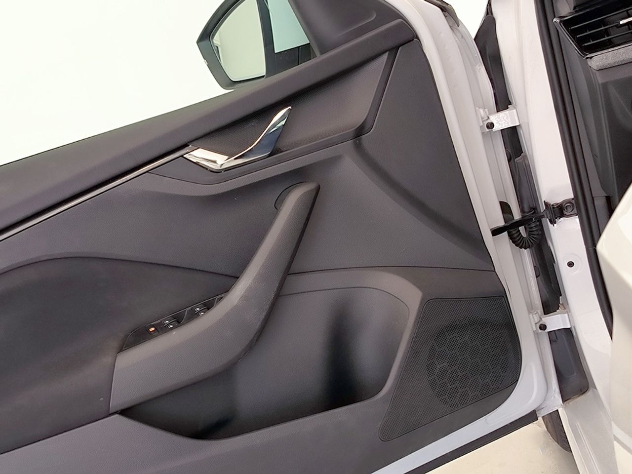 Skoda Kamiq 1,0 Tsi 115 Cv Dsg Selection - Foto 2