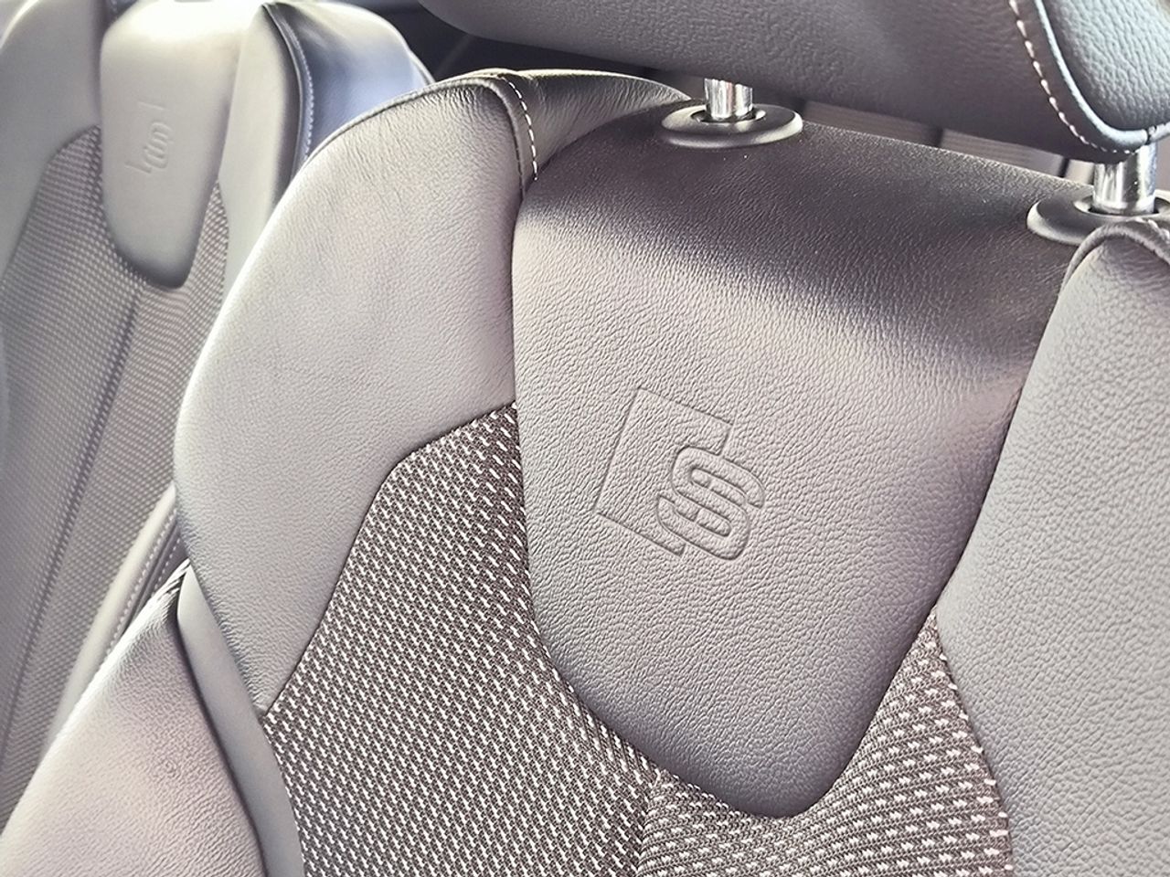 Audi Q2 35 Tdi 150 Cv Stronic Adrenalin - Foto 2