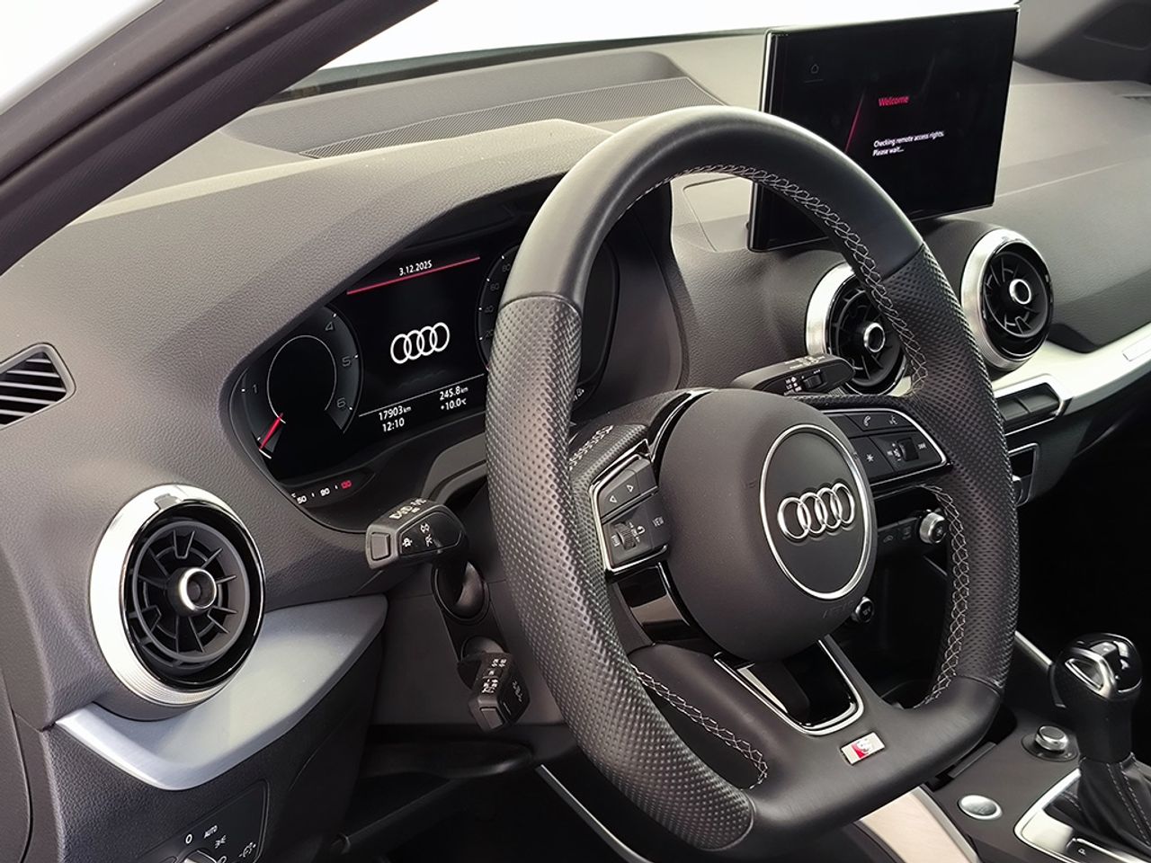 Audi Q2 35 Tdi 150 Cv Stronic Adrenalin - Foto 2