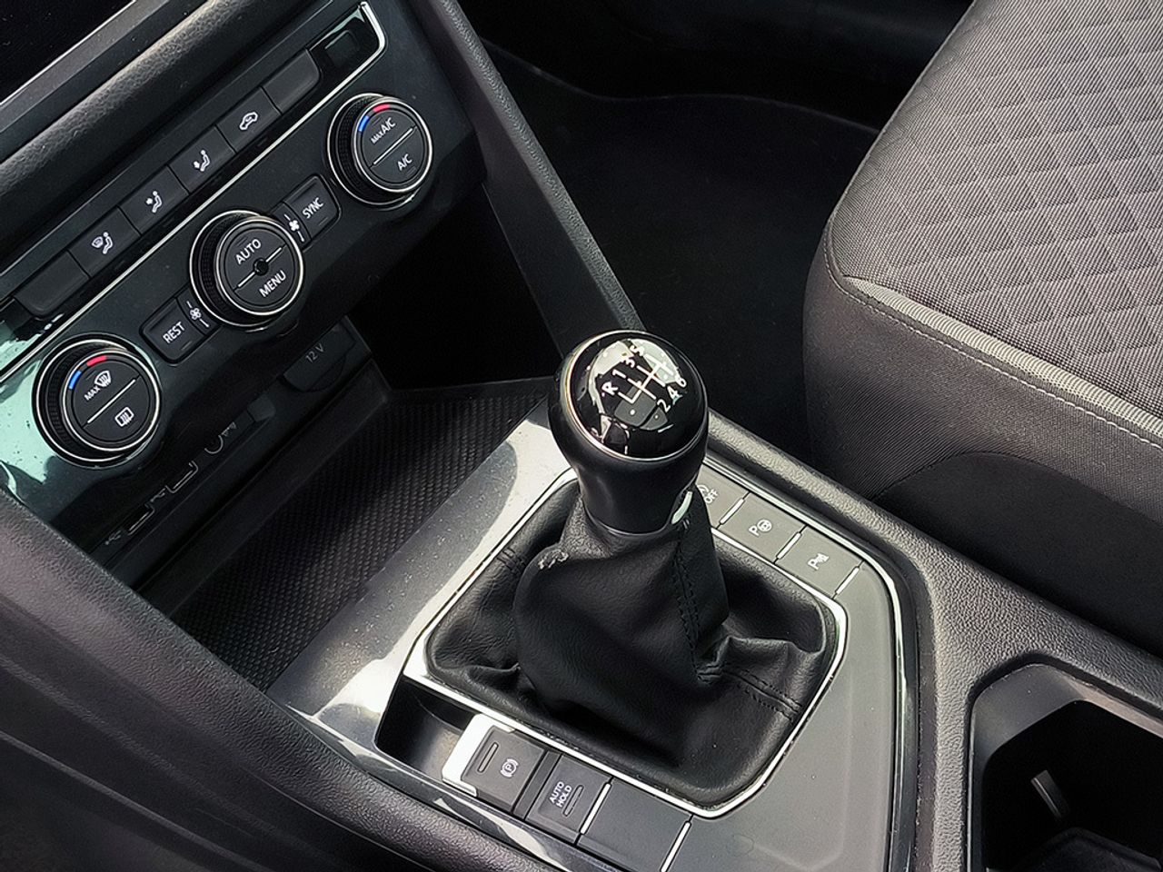 Volkswagen Tiguan 2.0 Tdi 150cv Advance - Foto 2