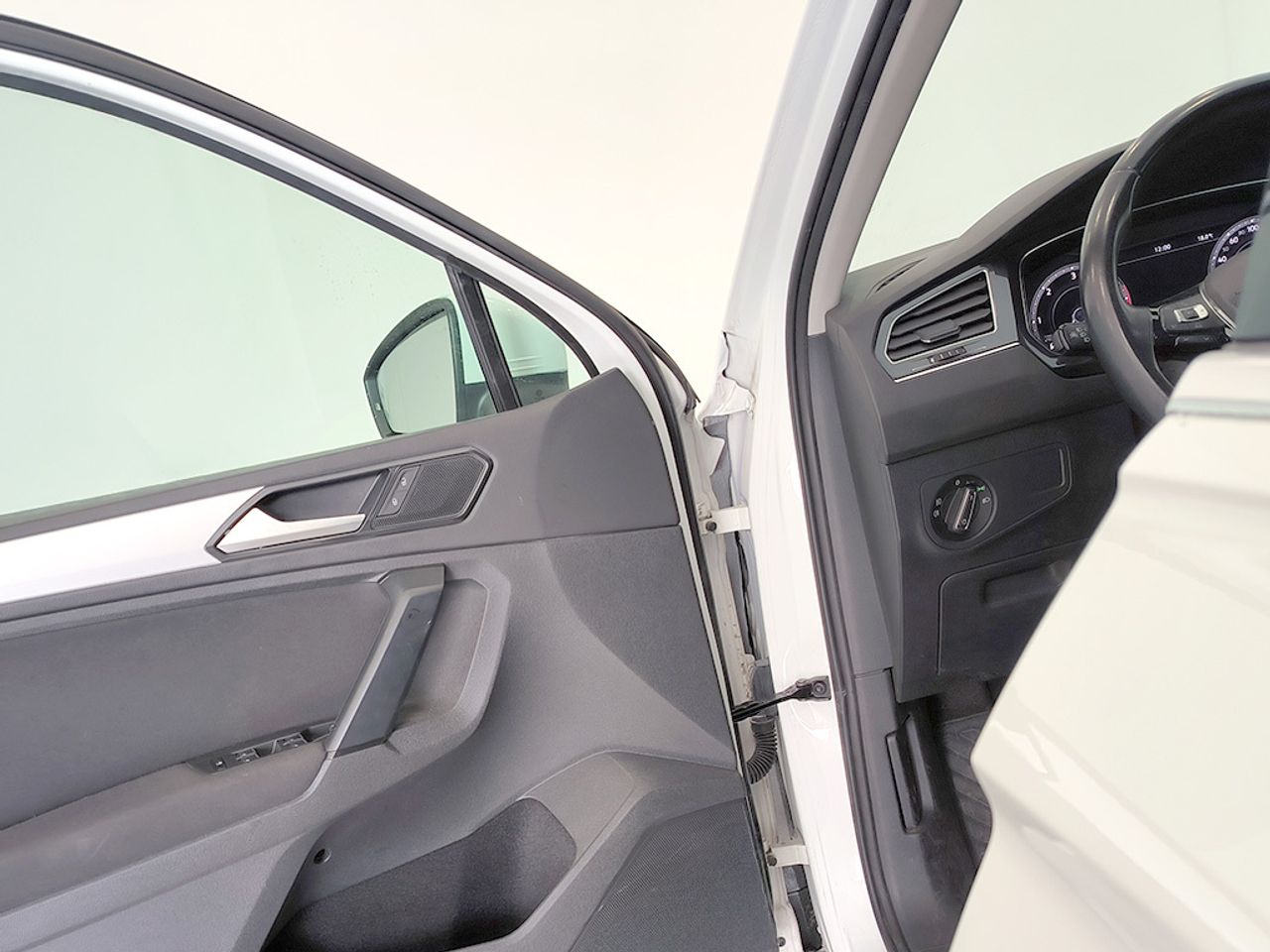 Volkswagen Tiguan 2.0 Tdi 150cv Advance - Foto 2