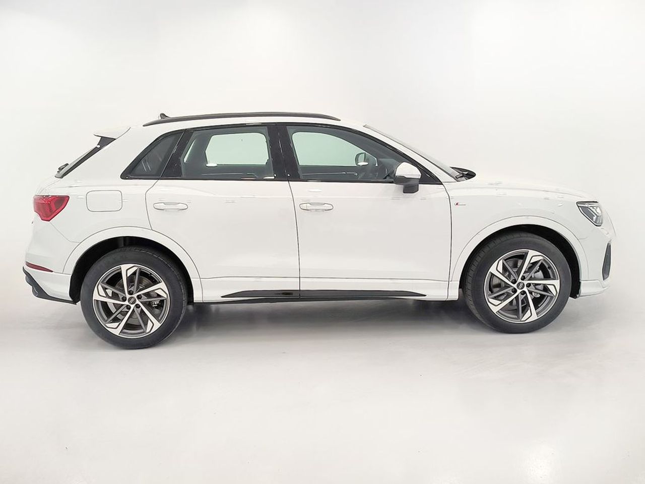 Audi Q3 35 Tdi 150 Cv Stronic Sline - Foto 2