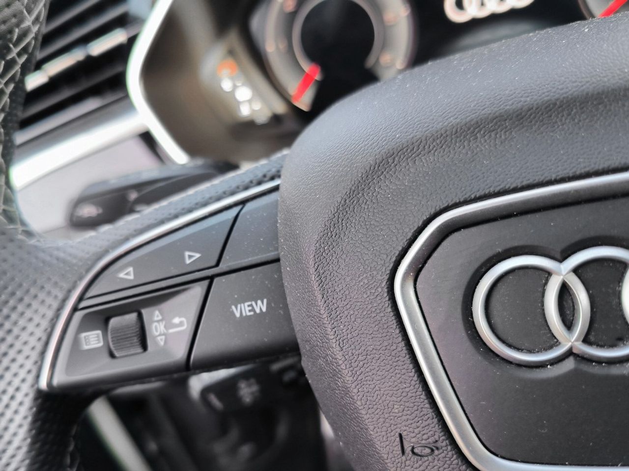 Audi Q3 35 Tdi 150 Cv Stronic Sline - Foto 2