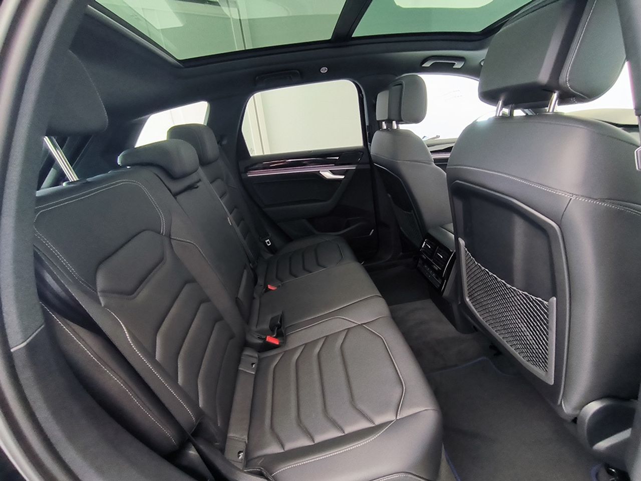 Volkswagen Touareg R 3.0 V6 Tsi 4motion 462 Cv - Foto 2