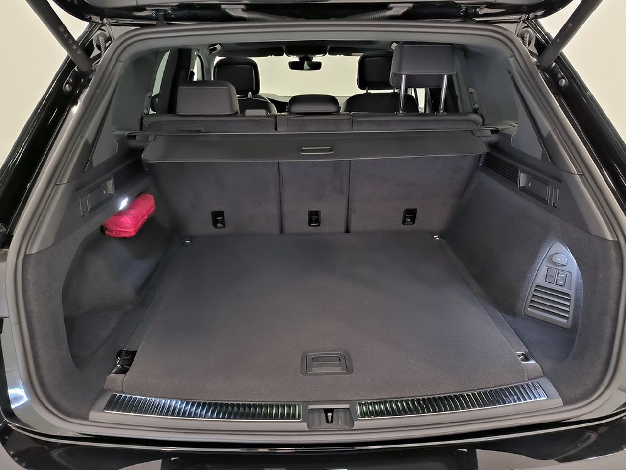 Volkswagen Touareg R 3.0 V6 Tsi 4motion 462 Cv - Foto 2