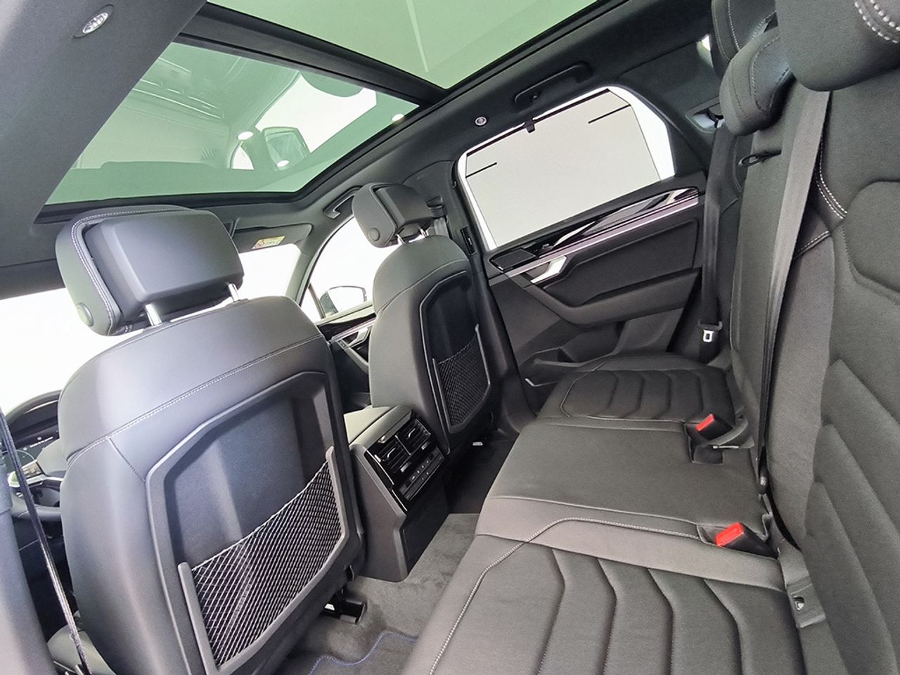 Volkswagen Touareg R 3.0 V6 Tsi 4motion 462 Cv - Foto 2