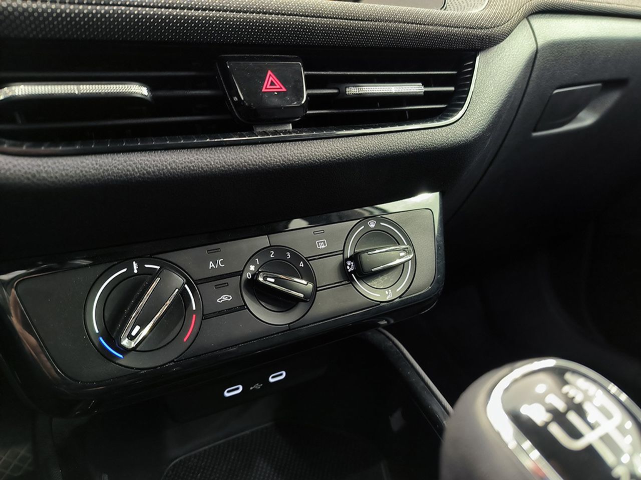 Skoda Fabia 1.0 Tsi 95 Cv Selection - Foto 2