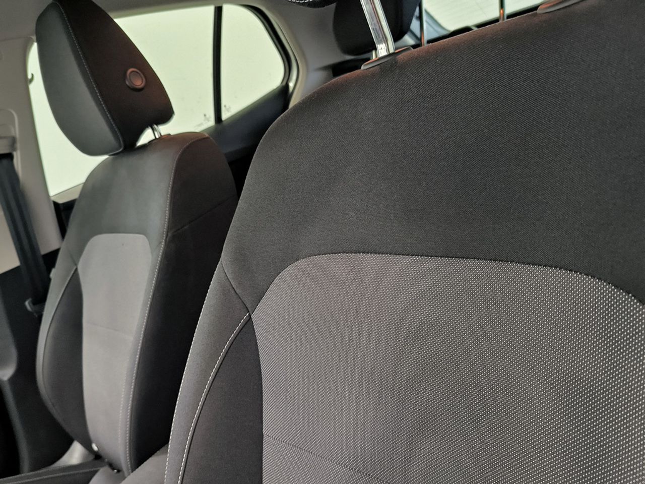 Skoda Fabia 1.0 Tsi 95 Cv Selection - Foto 2