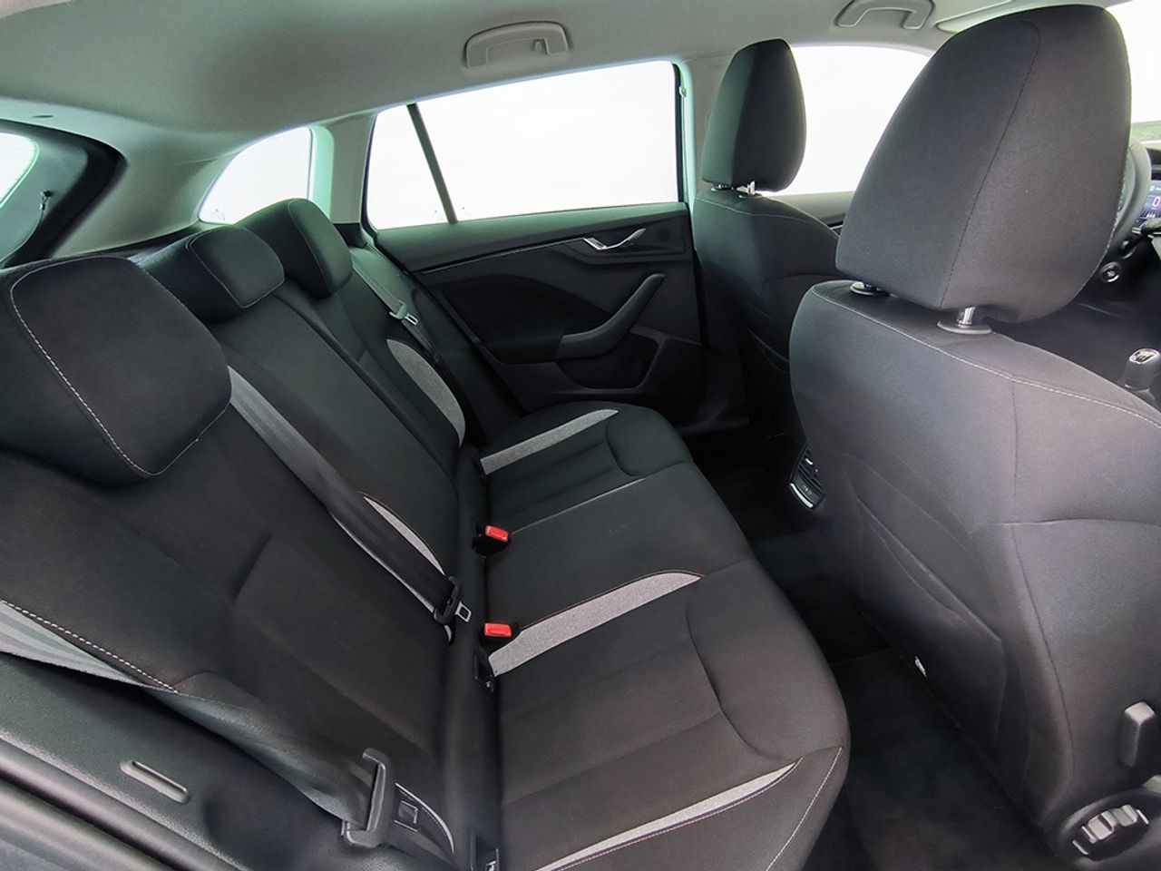 Skoda Scala 1,0 Tsi 115 Cv Selection - Foto 2