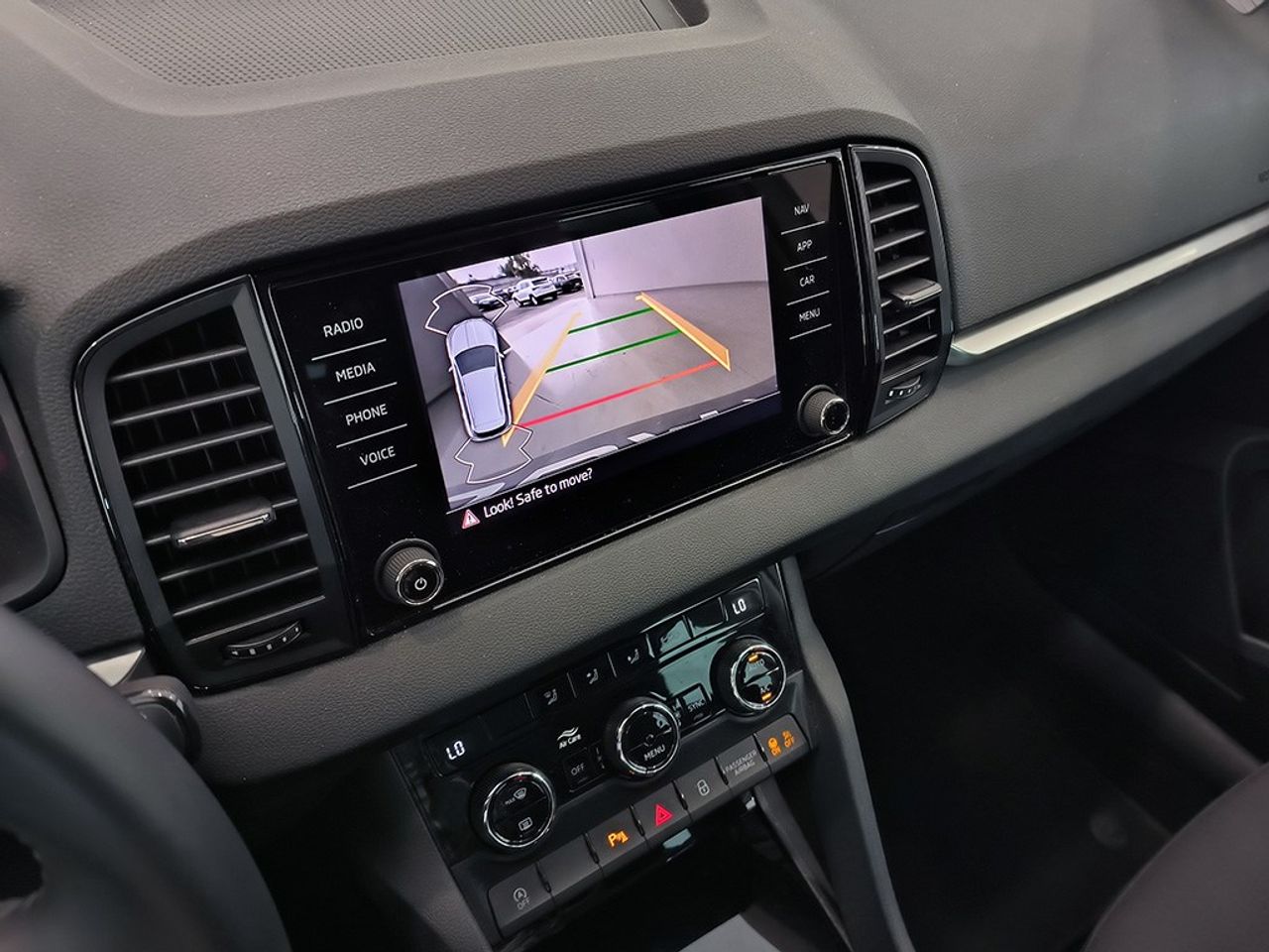 Skoda Karoq 1,5 Tsi 150 Cv Dsg Selection - Foto 2