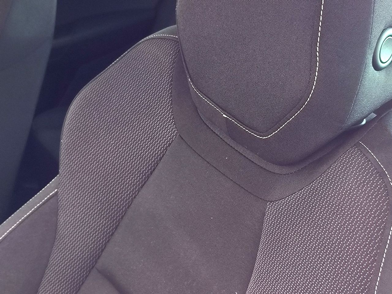 Skoda Karoq 1.5 Tsi 150cv Dsg Selection - Foto 2