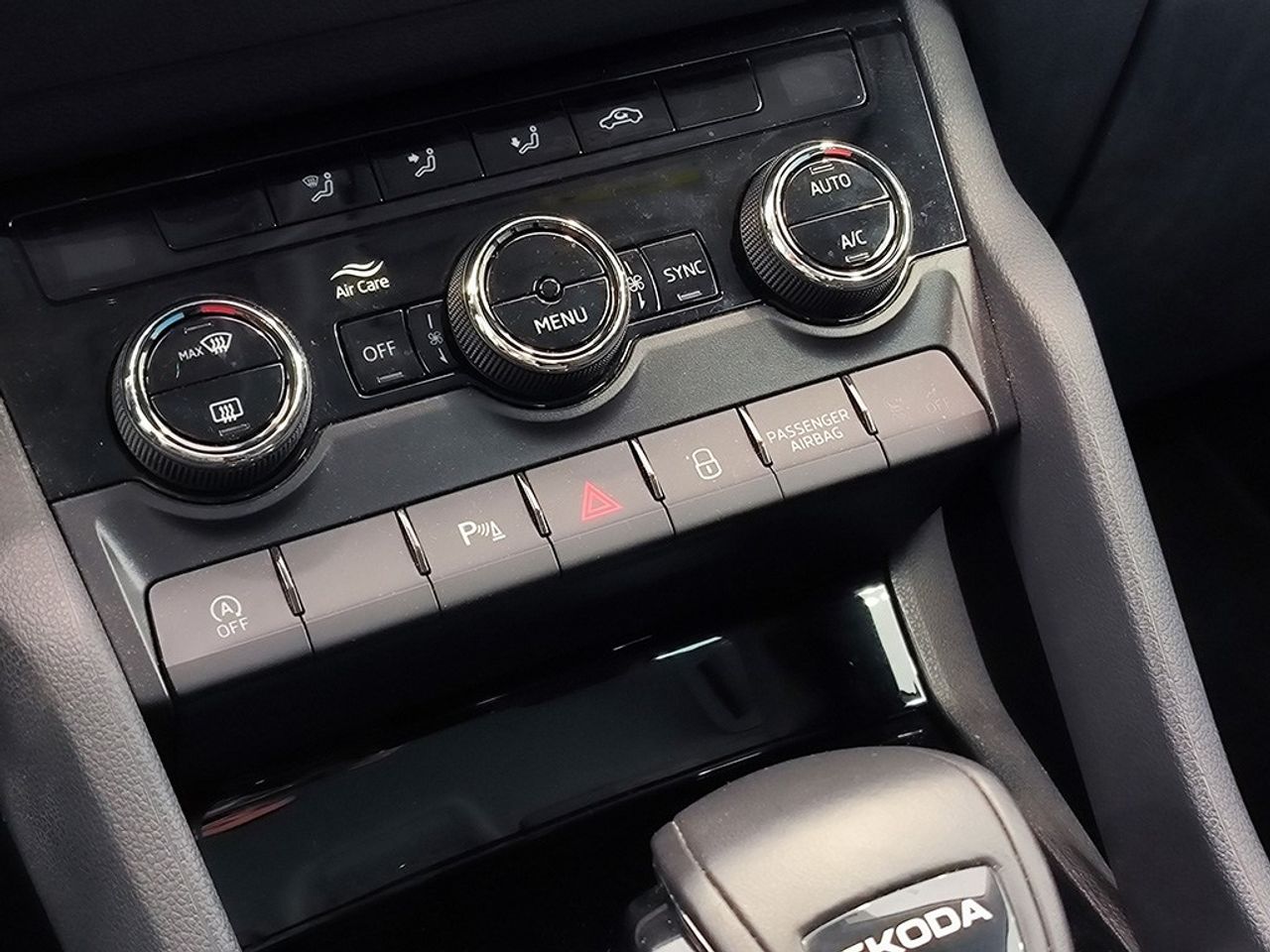 Skoda Karoq 1.5 Tsi 150cv Dsg Selection - Foto 2