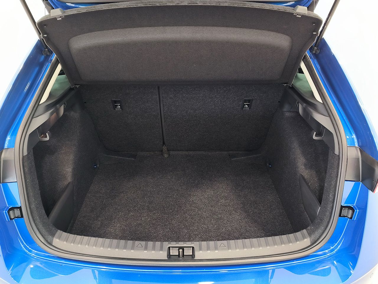 Skoda Scala Selection 1,0 Tsi 85 Kw 115 Cv Manual 6 Vel. - Foto 2