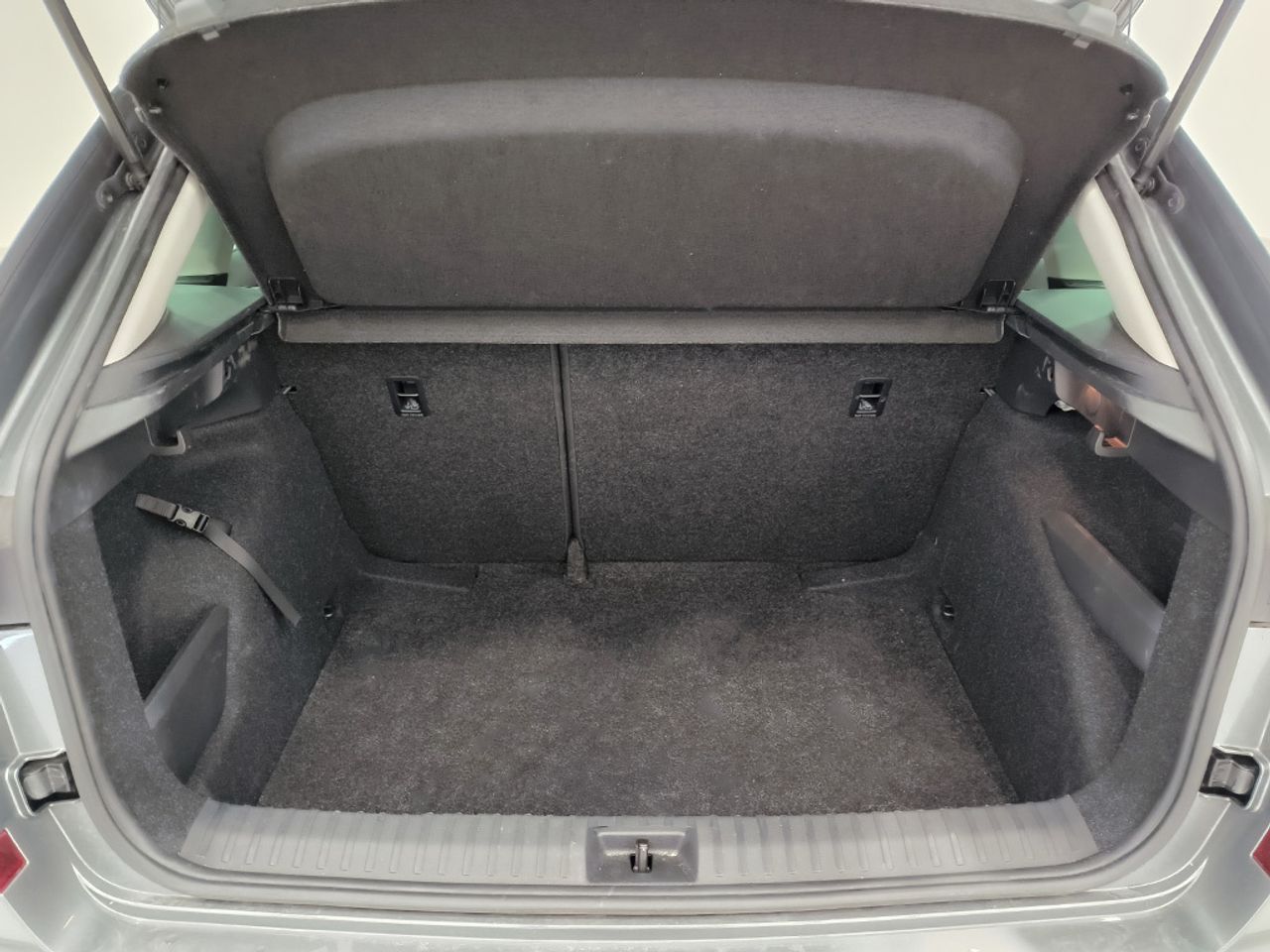 Skoda Kamiq 1,0 Tsi 115 Cv Dsg Selection - Foto 2