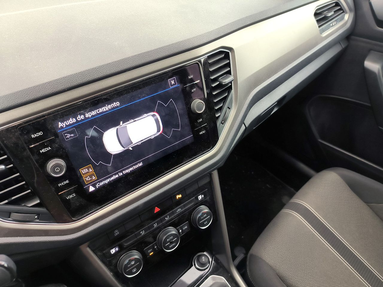 Volkswagen T-roc 1.0 Tsi 110cv Rline Advance - Foto 2