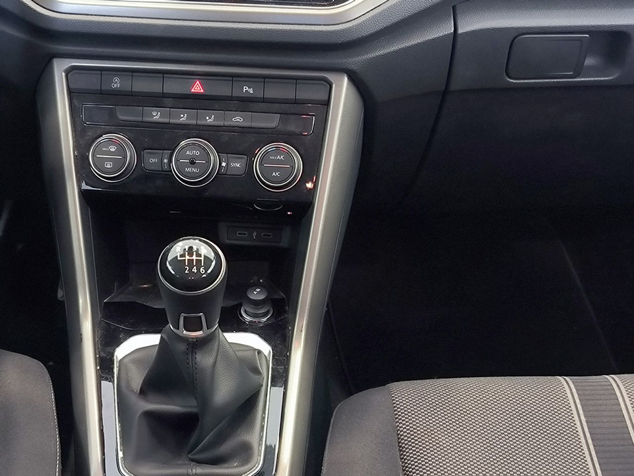 Volkswagen T-roc 1.0 Tsi 110cv Rline Advance - Foto 2
