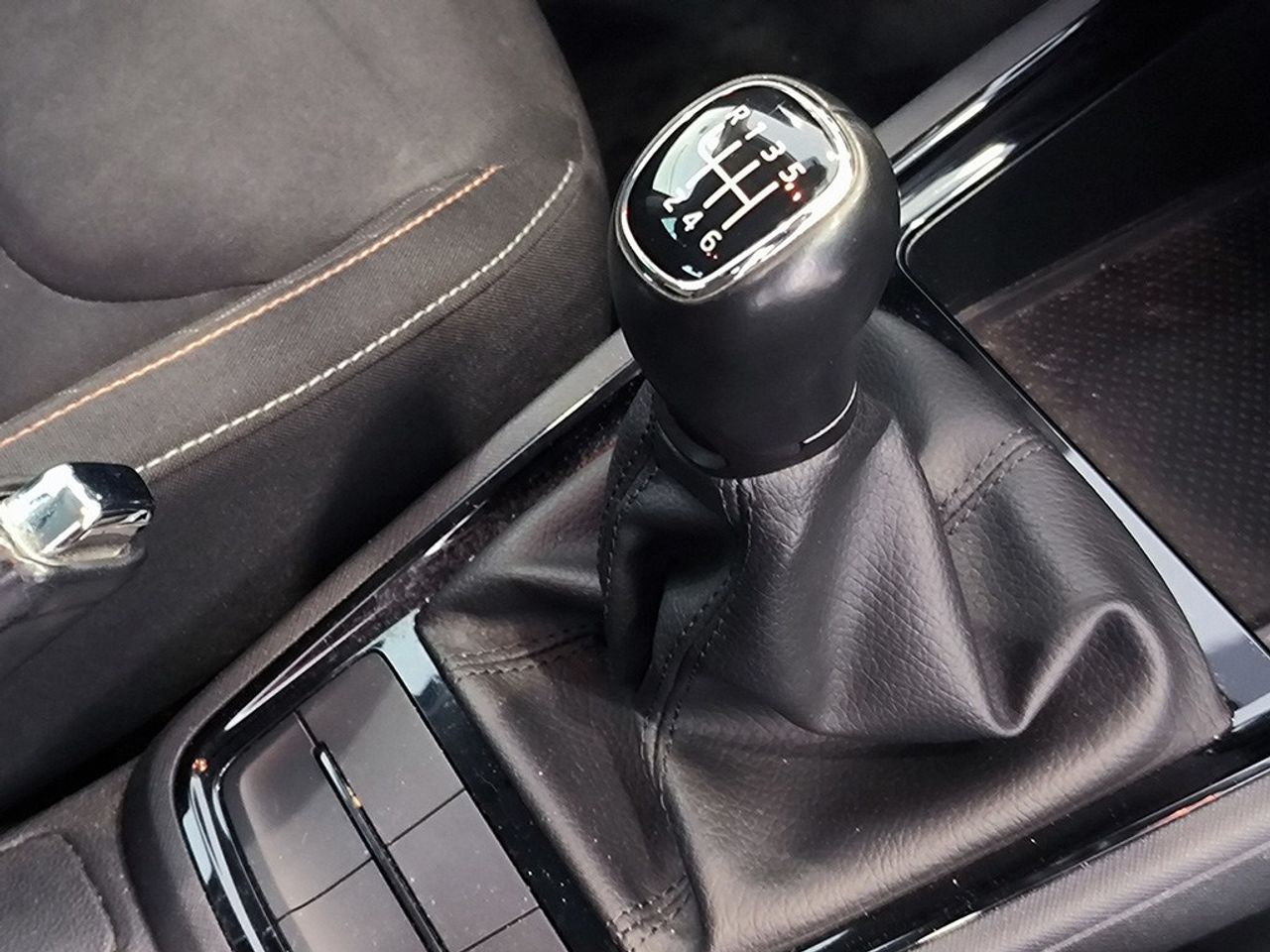 Skoda Kamiq 1.0 Tsi 110 Cv Ambition - Foto 2