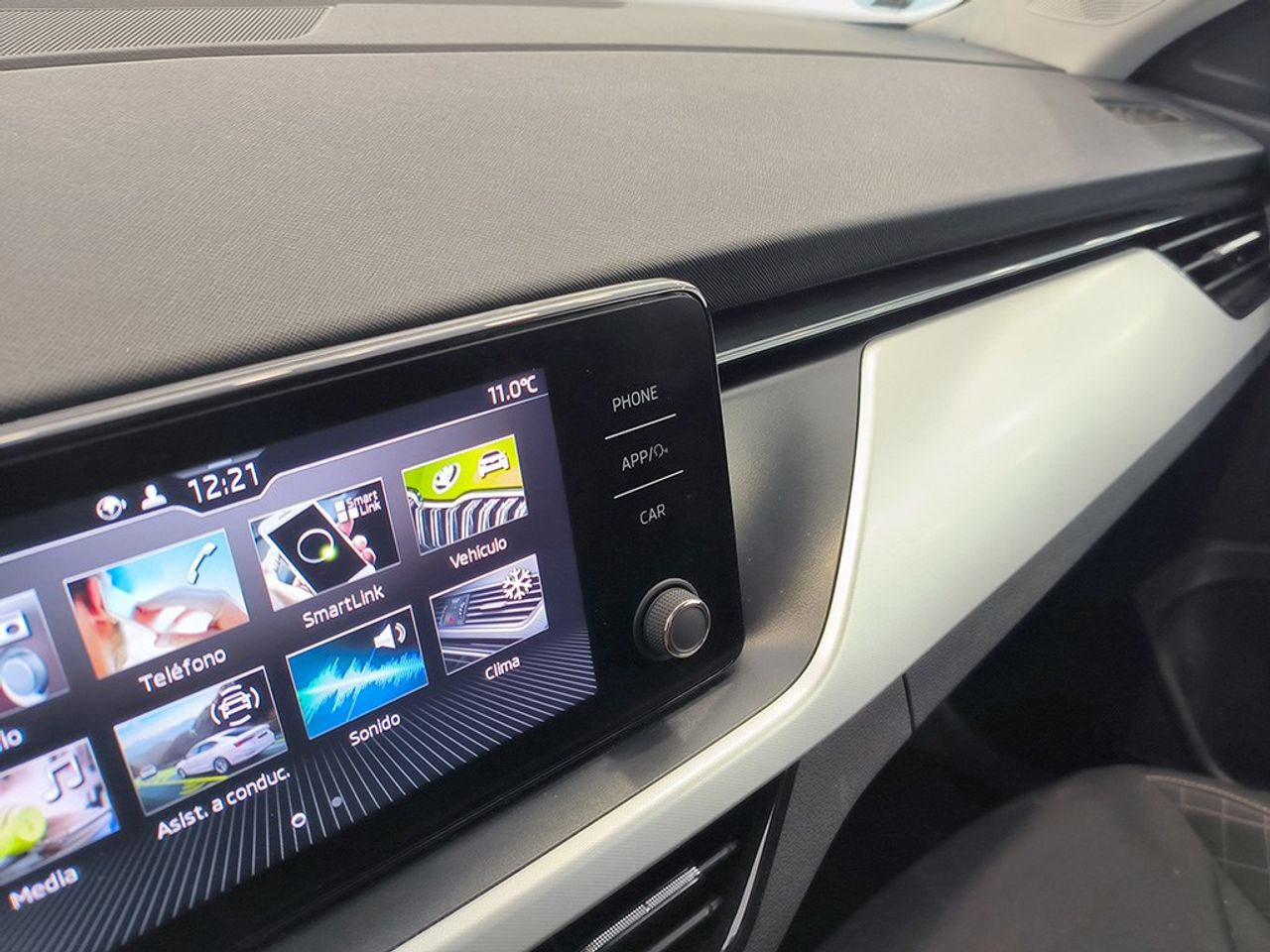 Skoda Kamiq 1.0 Tsi 110 Cv Ambition - Foto 2