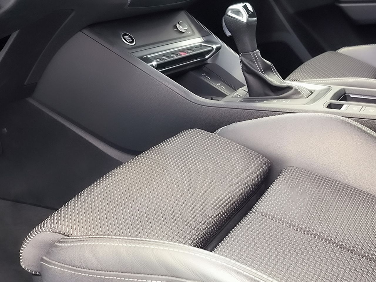 Audi Q3 35 Tdi 150 Cv Black Line Stronic - Foto 2