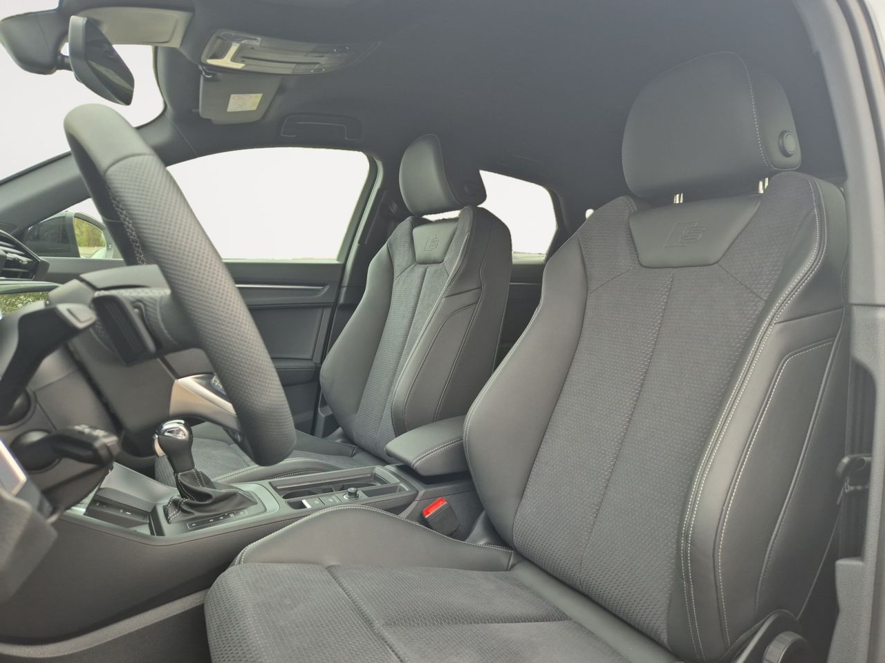 Audi Q3 Sb Black Limited 40 Tdi Quattro 193 Cv Stronic - Foto 2