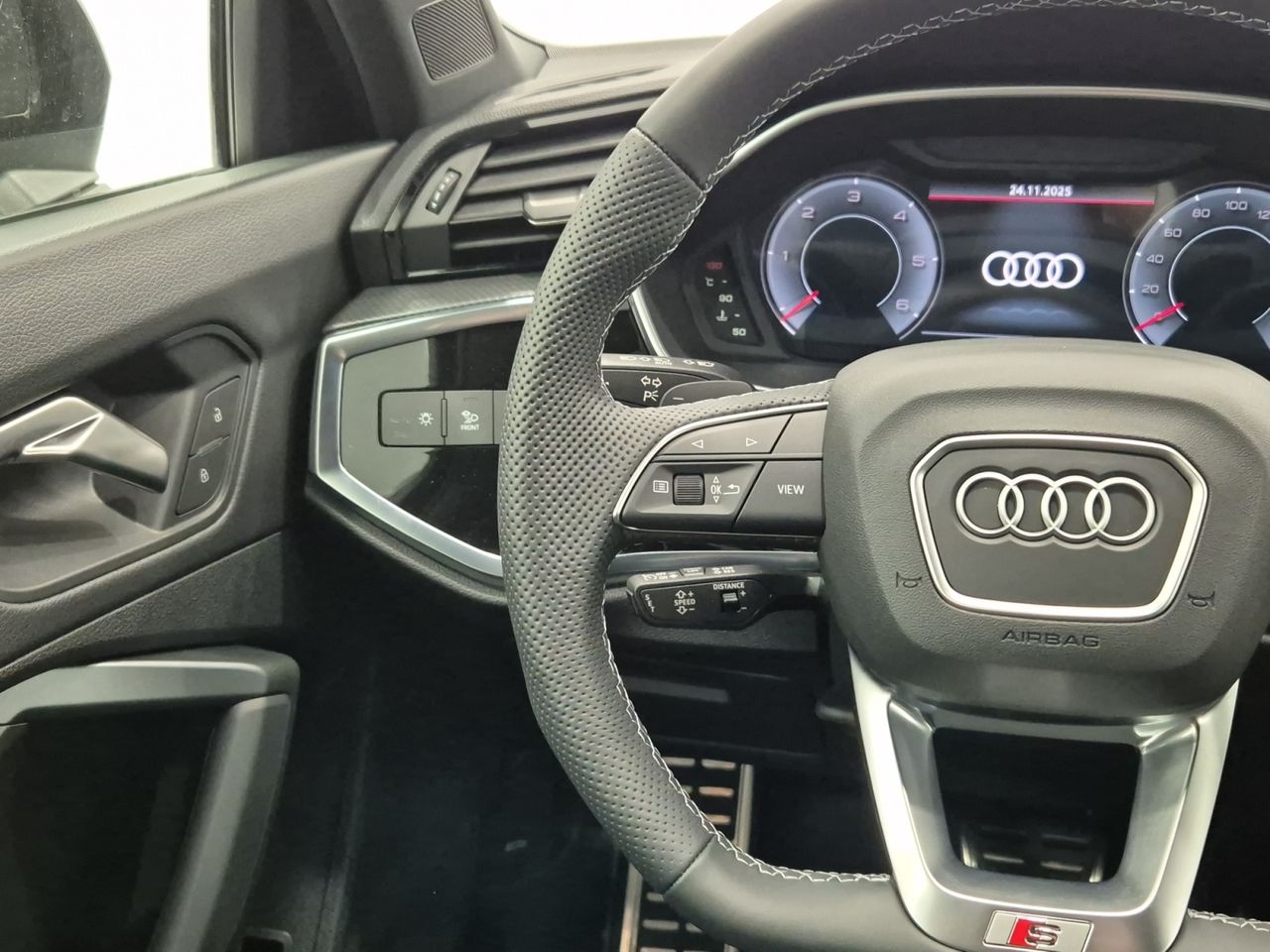 Audi Q3 Sb Black Limited 40 Tdi Quattro 193 Cv Stronic - Foto 2