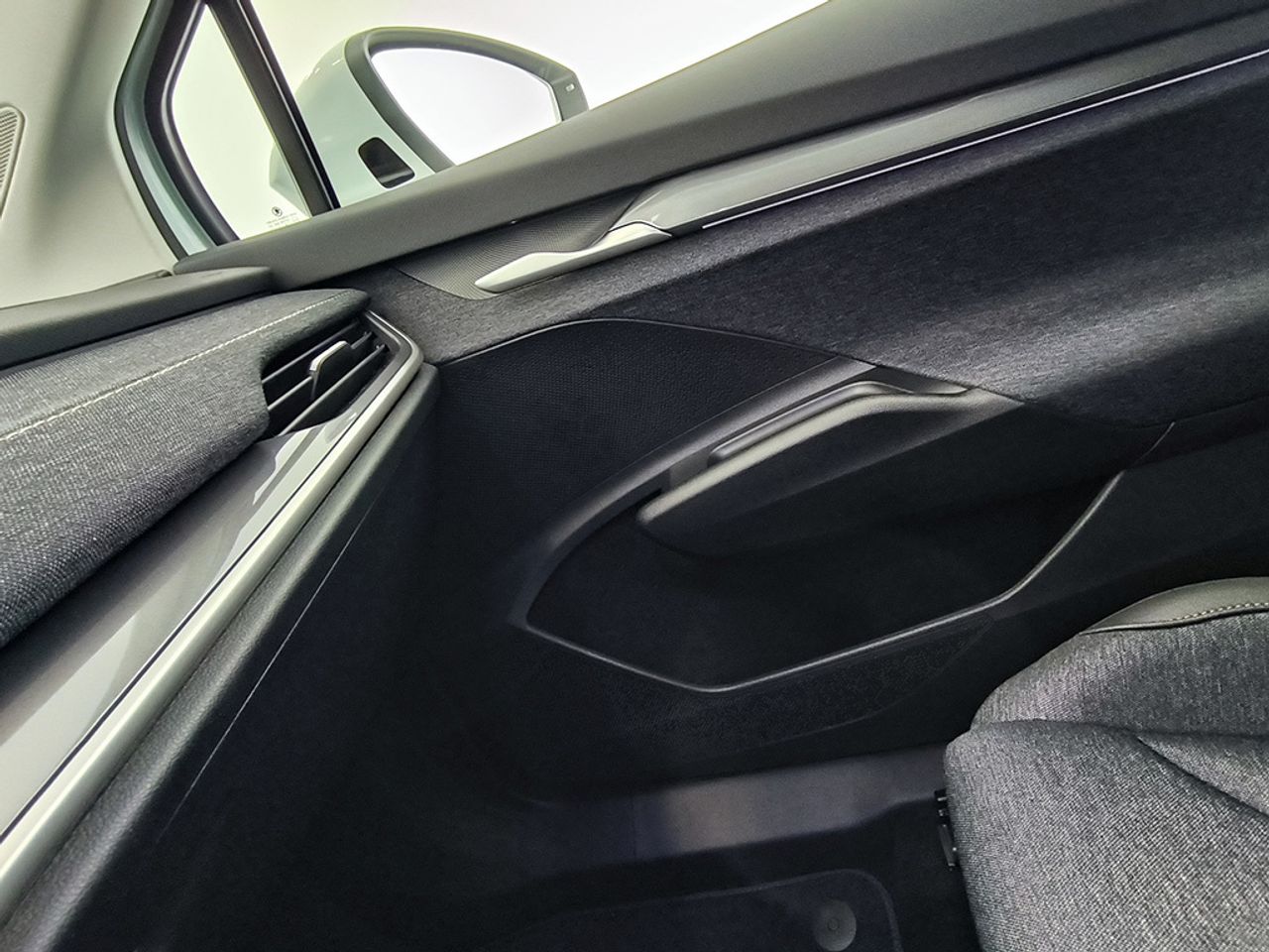 Skoda Elroq 60 63 Kwh Batt 204 Cv - Foto 2