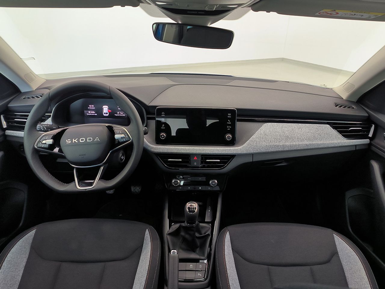 Skoda Scala Selection 1,0 Tsi 85 Kw 115 Cv Manual 6 Vel. - Foto 2